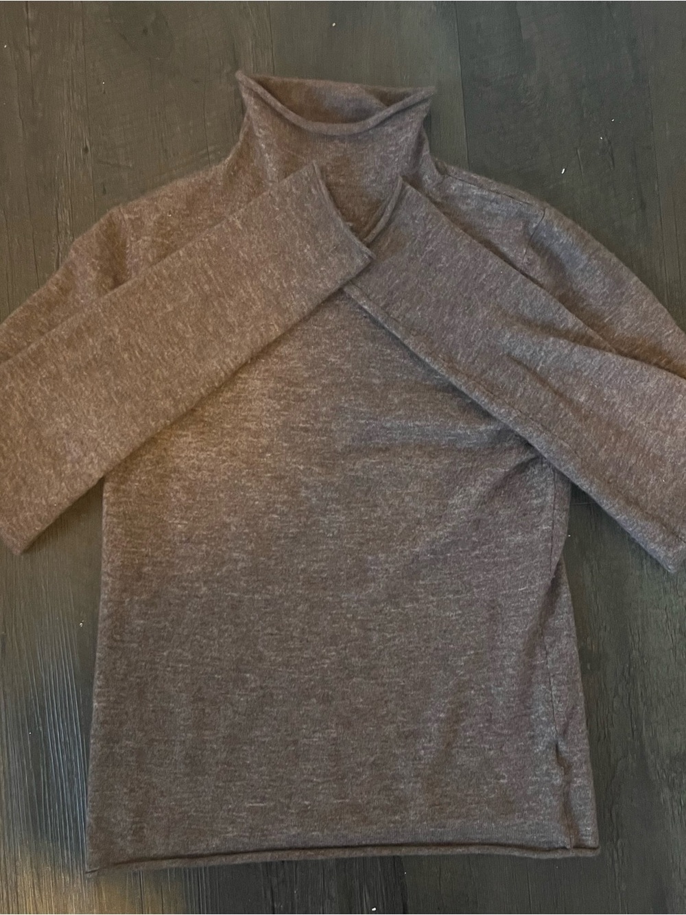 Aritzia Wilfred Darling Sweater